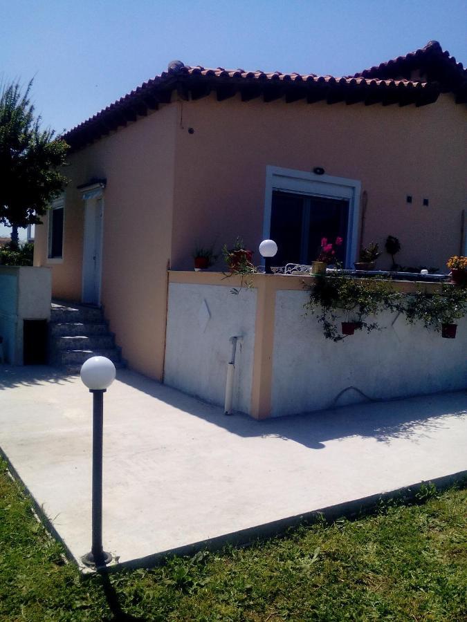 Studios Στουσ Πυργουσ Θερμησ Mytilíni Kültér fotó